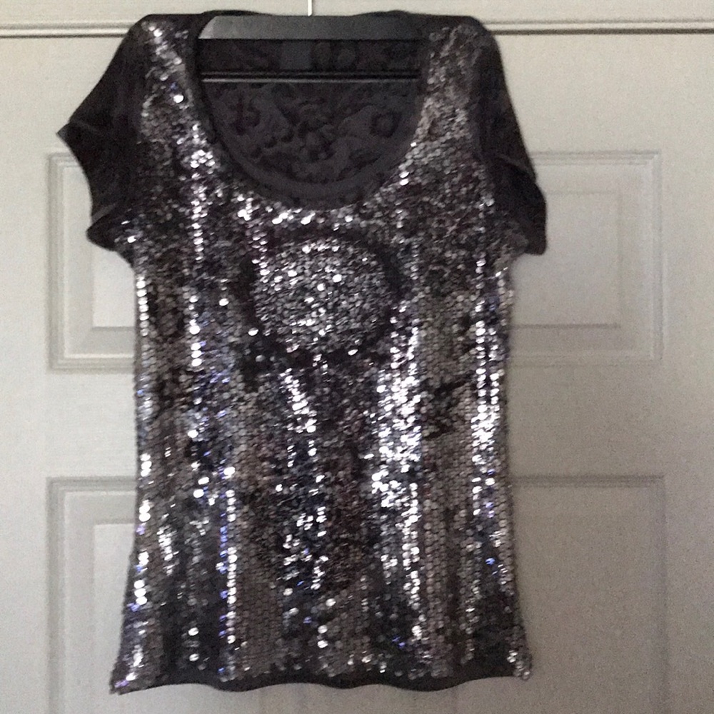 Sliver sequence black and gray